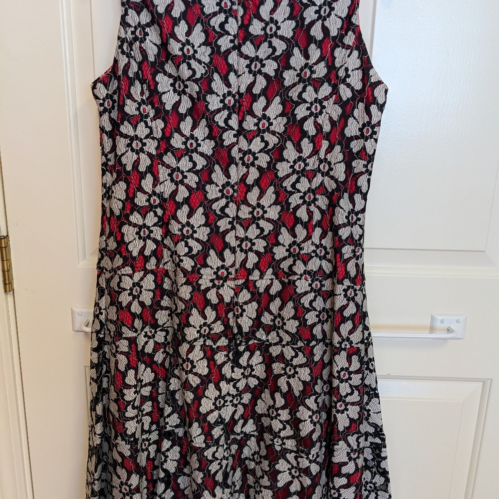 Anne Klein sleeveless summer dress, Size 8